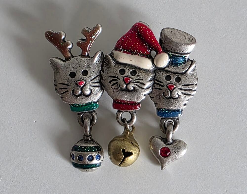 AJMC Christmas Cat Trio Brooch Santa Reindeer Snowman Dangles
